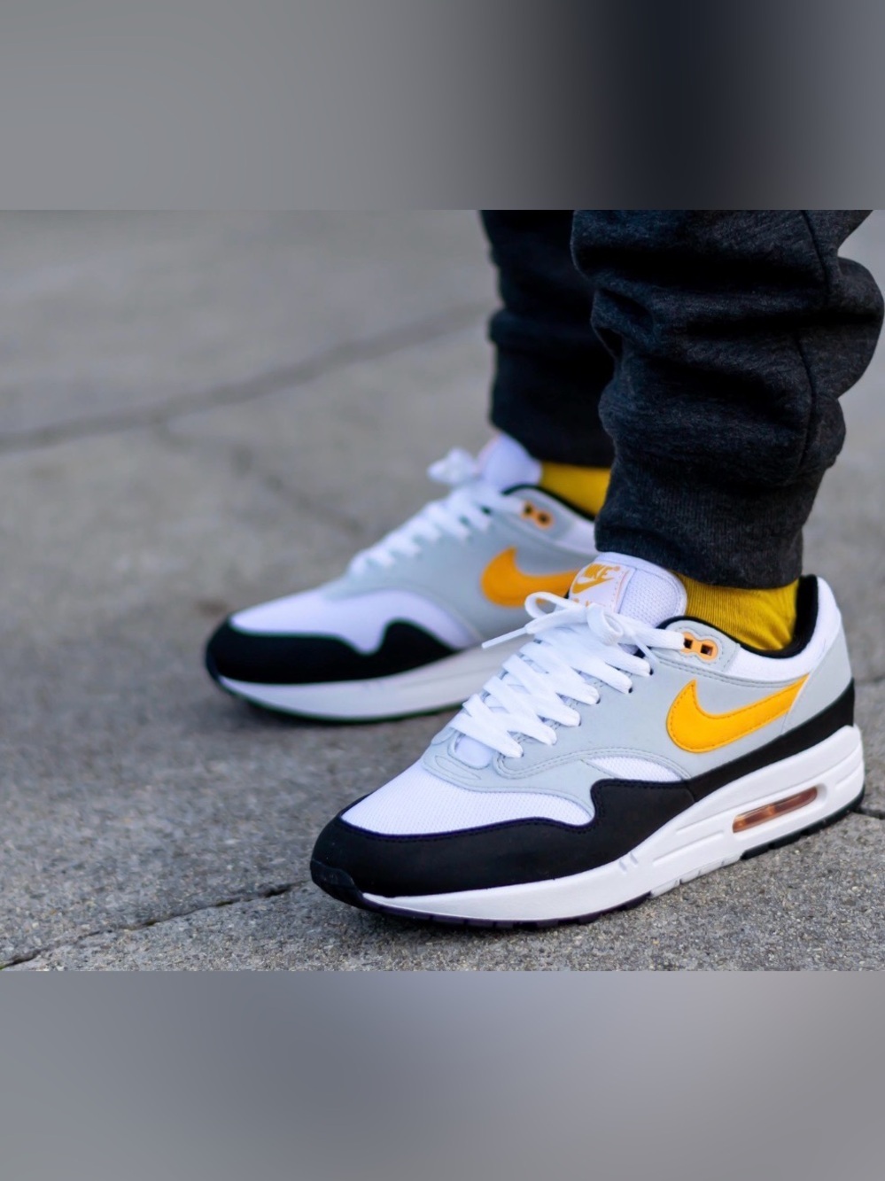 Nike Air Max 1 ‘ Steelers’Kids White, Black & Yellow Sneakers